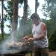 45- Claude au barbecue 